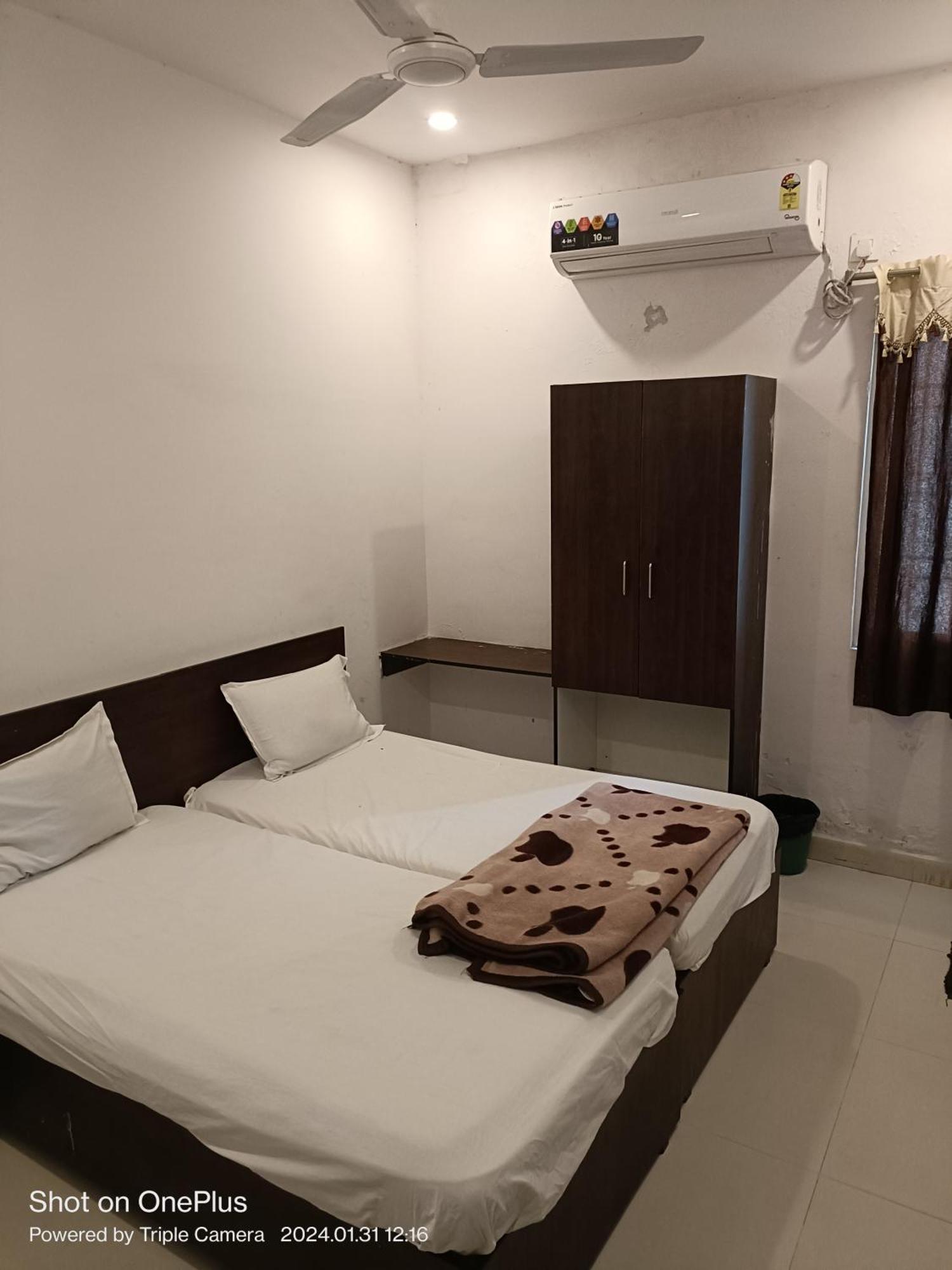 Durga Pride Lodge *