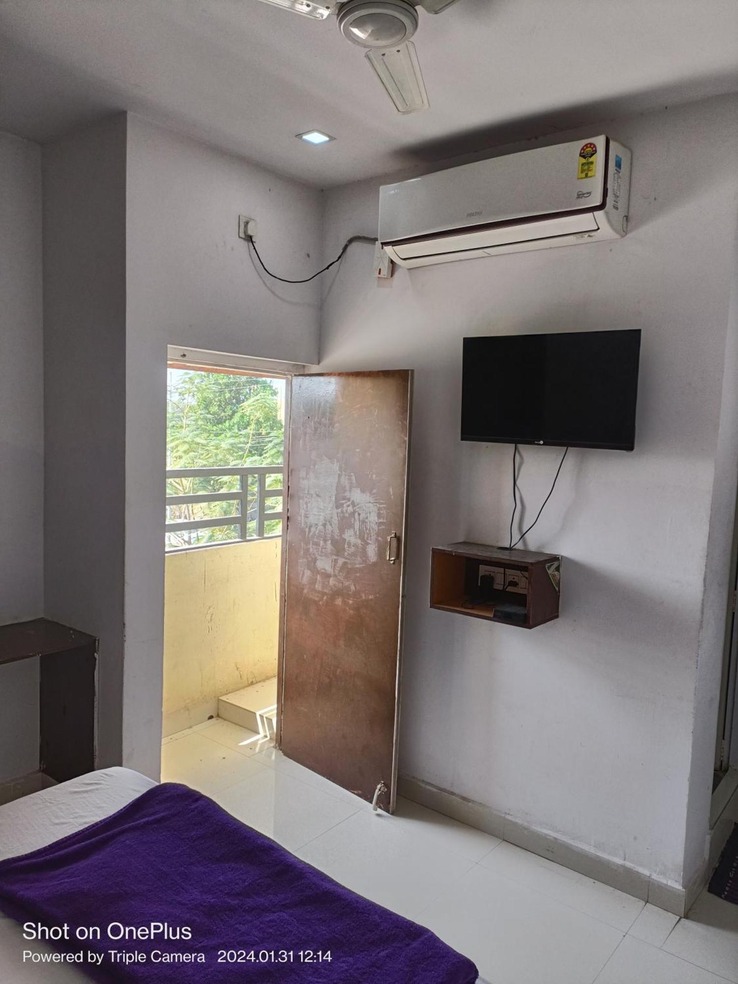 Durga Pride Lodge *
